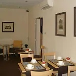Hotel Ronsard